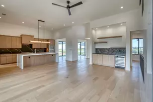 126 Via Roma Ct, Horseshoe Bay, TX 78657 - Photo 11