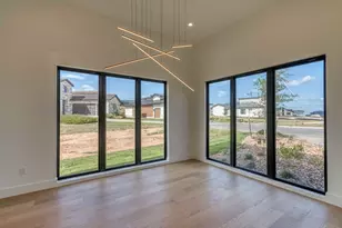 126 Via Roma Ct, Horseshoe Bay, TX 78657 - Photo 5