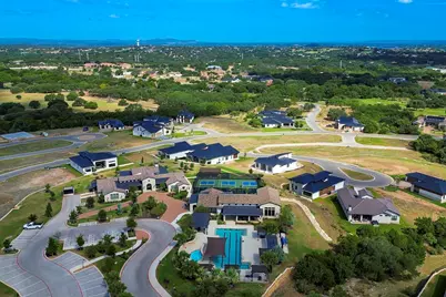 126 Via Roma Ct, Horseshoe Bay, TX 78657 - Photo 45