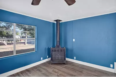 228 E Bluebriar, Granite Shoals, TX 78654 - Photo 7