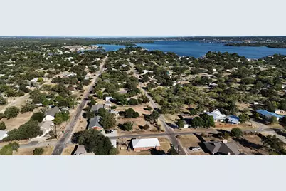 228 E Bluebriar, Granite Shoals, TX 78654 - Photo 41