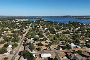 228 E Bluebriar, Granite Shoals, TX 78654 - Photo 41