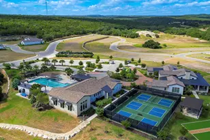 119 Via Roma Ct, Horseshoe Bay, TX 78657 - Photo 35