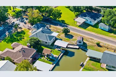 503 North Beach, Sunrise Beach, TX 78643 - Photo 5