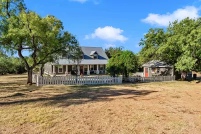 211 W Riverside Drive, Llano, TX 78643 - Photo 7