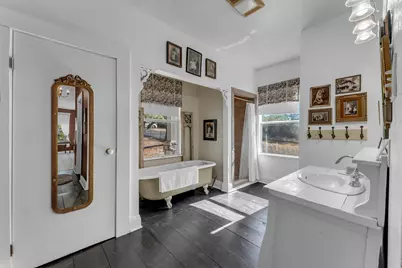 211 W Riverside Drive, Llano, TX 78643 - Photo 21