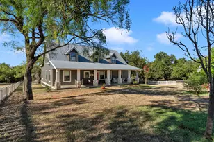 211 W Riverside Dr, Llano, TX 78643 - Photo 5