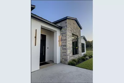 107 Fox Fur Street, Horseshoe Bay, TX 78657 - Photo 3