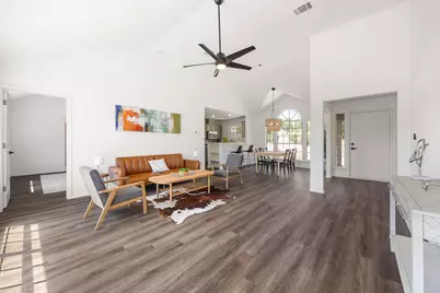 501 Royal Court, Cottonwood Shores, TX 78657 - Photo 3