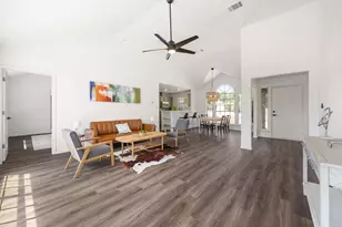 501 Royal Ct, Cottonwood Shores, TX 78657 - Photo 3
