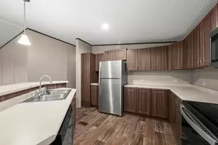 2201 1st St, Horseshoe Bay, TX 78657 - Photo 11