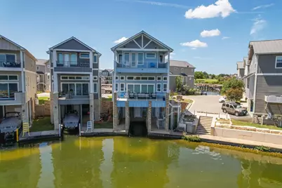 320 Island Circle, Kingsland, TX 78639 - Photo 31