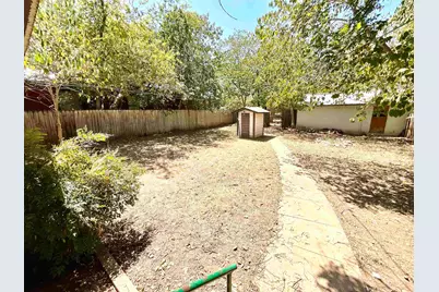1007 Flag Street, Llano, TX 78643 - Photo 15