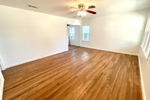 1007 Flag St, Llano, TX 78643 - Photo 7