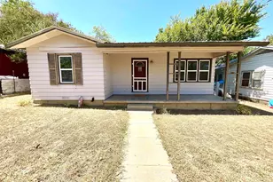 1007 Flag St, Llano, TX 78643 - Photo 1