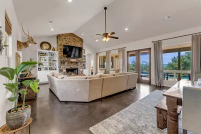 400 Darby Lane, Llano, TX 78643 - Photo 13