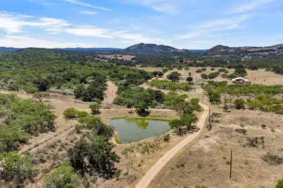 400 Darby Lane, Llano, TX 78643 - Photo 3