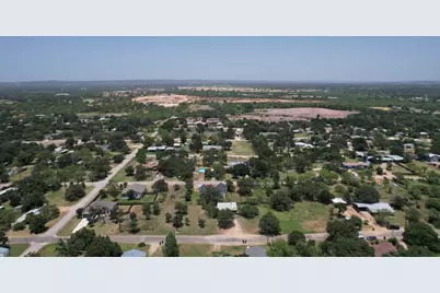 311 E Castleshoals Drive, Granite Shoals, TX 78654 - Photo 11