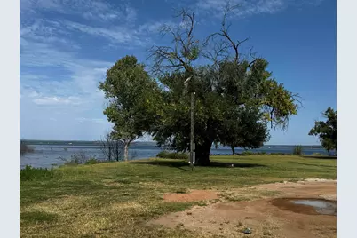 107 Logan Drive, Buchanan Dam, TX 78609 - Photo 11