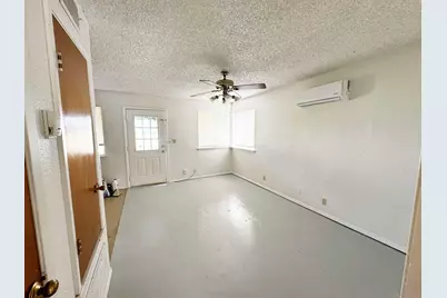 107 Logan Drive, Buchanan Dam, TX 78609 - Photo 7