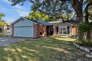 307 Fox Crossing, Burnet, TX 78611 - Photo 3