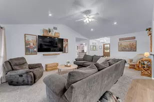 307 Fox Crossing, Burnet, TX 78611 - Photo 7