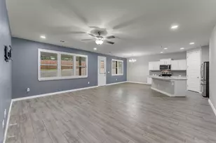 511 Taylor Dr, Horseshoe Bay, TX 78657 - Photo 7
