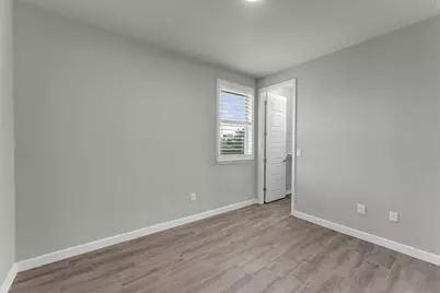 511 Taylor Dr, Horseshoe Bay, TX 78657 - Photo 17
