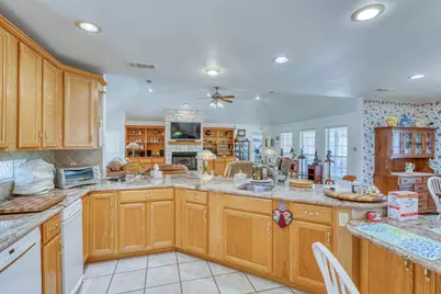 3424 Papoose Trail, Kingsland, TX 78639 - Photo 17