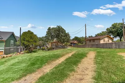 117 Inspiration Drive, Sunrise Beach, TX 78643 - Photo 19