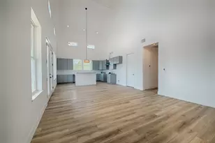 126 W Briarway Dr, Granite Shoals, TX 78654 - Photo 5