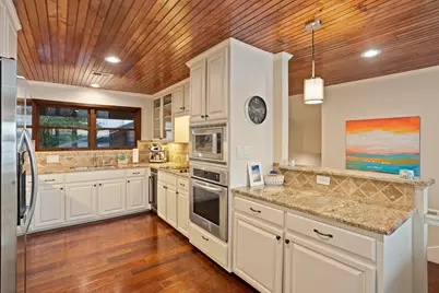 616 Horseshoe Bay North Boulevard, Horseshoe Bay, TX 78657 - Photo 9