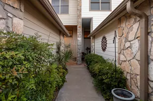 616 Horseshoe Bay N Blvd, Horseshoe Bay, TX 78657 - Photo 35