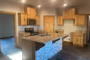 606 W Ollie, Llano, TX 78643 - Photo 9