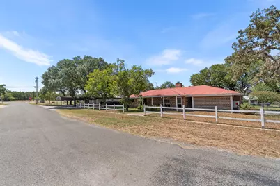 105 Cottonwood Drive, Buchanan Dam, TX 78609 - Photo 7