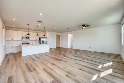 121 Plumbago Ln Lane, Marble Falls, TX 78654 - Photo 17
