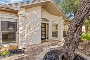 105 Lachite C, Horseshoe Bay, TX 78657 - Photo 3