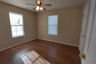 411 Avenue S, Marble Falls, TX 78654 - Photo 3