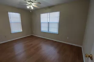 411 Avenue S, Marble Falls, TX 78654 - Photo 7