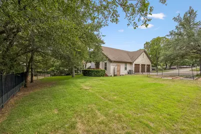 302 Tungsten, Horseshoe Bay, TX 78657 - Photo 41