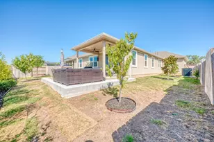 105 Plumbago Ln, Marble Falls, TX 78654 - Photo 25
