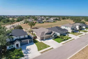 105 Plumbago Ln, Marble Falls, TX 78654 - Photo 29
