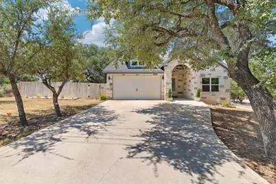 504 Queens Way, Cottonwood Shores, TX 78657 - Photo 3