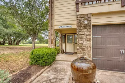 111 Lost Spur, Horseshoe Bay, TX 78657 - Photo 3
