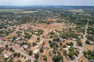 212 N River Oaks Dr, Burnet, TX 78611 - Photo 43