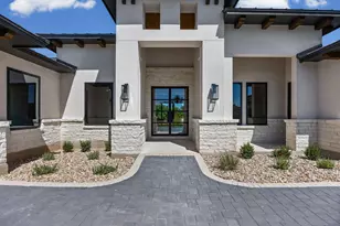 112 Winchester, Horseshoe Bay, TX 78657 - Photo 3