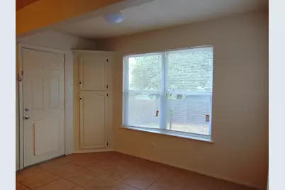 404 Oakhill, Granite Shoals, TX 78654 - Photo 5