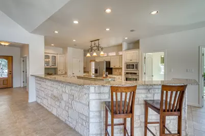 1050 Twisted Oak, Horseshoe Bay, TX 78657 - Photo 7