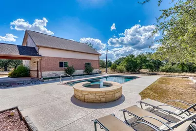 1050 Twisted Oak, Horseshoe Bay, TX 78657 - Photo 15