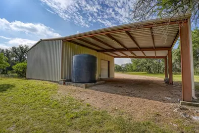 1050 Twisted Oak, Horseshoe Bay, TX 78657 - Photo 21
